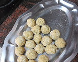 Foto del paso 4 de la receta: Sopa de lechuga con albóndigas de pan
