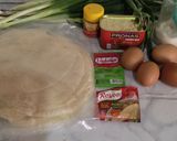Foto langkah ke 1 dari resep Martabak Telur Kornet.