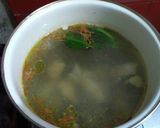 Foto langkah ke 5 dari resep Suop Ikan Kerapu, bening dan segar.