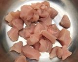 Foto langkah ke 1 dari resep Tumis Jamur Shimeji Ayam dan Tahu.