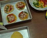 Foto langkah ke 4 dari resep Pizza Labu Kuning.