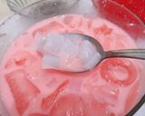 Foto langkah ke 3 dari resep Es Pink Lava Jelly.