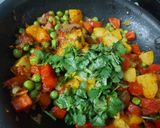 A picture of step 3 of Red Carrot, Peas and Potato Sabzi.