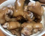 Hình bước làm 2 của món Móng giò kho nước tương