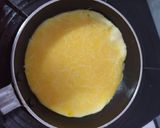 Foto langkah ke 2 dari resep 296. Omelet Keju.