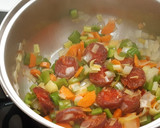 Foto del paso 2 de la receta: Lentejas con chorizo