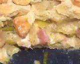 A picture of step 18 of Creamy Chicken, ham and leek pie.