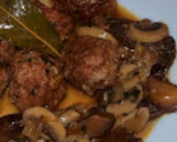 Foto del paso 7 de la receta: Albóndigas con níscalos y champiñones