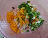 Foto langkah ke 2 dari resep Bakwan Ayam Udang.