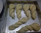 Foto langkah ke 6 dari resep Twisted doughnuts #teamNoulen.