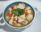 A picture of step 9 of Vorí Vorí Soup.