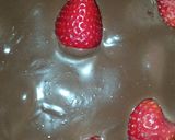 Foto del passaggio 6 della ricetta Mini Cheesecake Pan di Fragole e Cioccolato fondente al cucchiaio