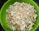 A picture of step 4 of Til Peanut chikki.