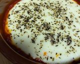 Foto del paso 3 de la receta: Provolone acompañado de pan de ajo