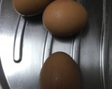 Foto del paso 1 de la receta: Gulas con pimientito y huevo al horno