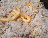 Foto langkah ke 5 dari resep Nasi Goreng Telur.