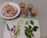 Foto langkah ke 1 dari resep Ayam Goreng Sereh.