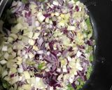 Foto del paso 3 de la receta Sopa de verduras con huevo poche