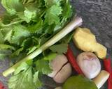 Quick Thai curry paste recipe step 1 photo