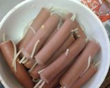 Kukoricás sárga répás kuszkusz virslis tésztával recept fázis 5 fotója