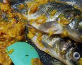 Foto langkah ke 3 dari resep Ikan mas goreng sambal kecap.