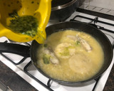 Foto del paso 8 de la receta: Rape y merluza en salsa de ajo y vino blanco