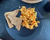 Lecsós tojás reggelire! recept fázis 3 fotója