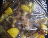 Foto del paso 5 de la receta: Tira de asado con papa y cebolla (al horno en bolsa)