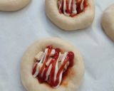 Foto langkah ke 6 dari resep Pizza Mini.