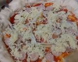 Foto langkah ke 2 dari resep Pizza HomeMade.