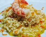 Foto del passaggio 2 della ricetta Risotto arancia e gamberi