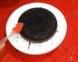 எஃலெஸ் சாக்லேட் ட்ரஃபில் கேக் (Eggless Choco Truffle Cake Recipe in TAmil) ரெசிபி ஸ்டேப் 17 புகைப்படம்