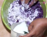 Foto langkah ke 3 dari resep Apem Mangkok Ubi Ungu.