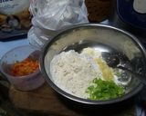 Foto langkah ke 2 dari resep Baso aci pedas kuah bumbu indomie.