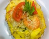 Foto langkah ke 5 dari resep Nasi goreng nanas thailand.
