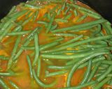 Une image de l'étape 3 de Haricots verts en sauce rouge :).