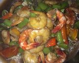 Foto langkah ke 3 dari resep 85. Udang saus tiram campur buncis 🍤🍤🍤.