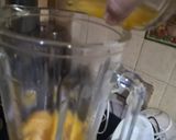 A picture of step 1 of Peach orange Margarita.