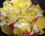 Foto del paso 2 de la receta: Patatas a la sartén