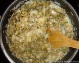 A picture of step 6 of Rice cake with vegetables.