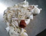 ผัดเผ็ดกะเพราลูกชิ้นไก่ วิธีทำสูตร 2 รูป