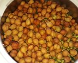 स्प्राउट्स चाट (Sprouts chaat recipe in hindi) रेसिपी चरण 1 फोटो