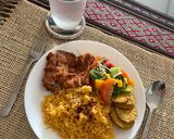 Foto langkah ke 5 dari resep Ayam Panggang dengan Nasi Jagung.