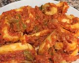 Foto del paso 3 de la receta: Anillas de calamar con tomate