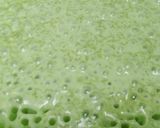 Foto langkah ke 8 dari resep Martabak pandan topping keju.