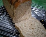 Foto langkah ke 5 dari resep Roti tawar gandum.