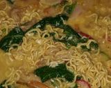 Foto langkah ke 5 dari resep 312. Seblak Mie Telur Ala Dapoer Windha.