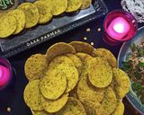 A picture of step 8 of Besan Methi Puri with Puri Chaat.
