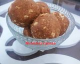 बेसन गोंद मखाना लड्डू रेसिपी चरण 6 फोटो
