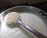A picture of step 1 of Pan flavour kheer.